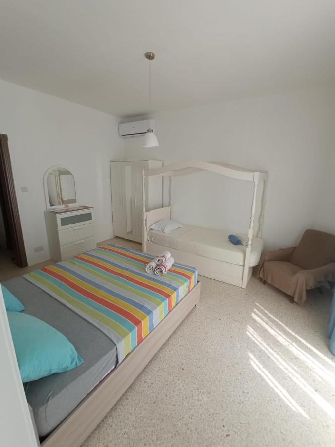 Modern Bedroom Gzira Luaran gambar